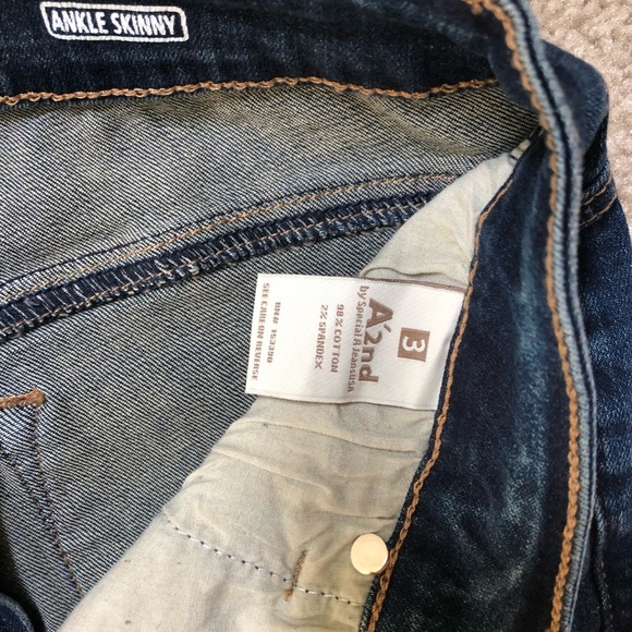 Vici dolls brand new jeans size 3 - Picture 5 of 5